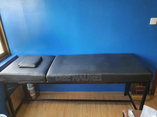 Black Massage Bed / Treatment Bed With Headrest - thumbnail 2