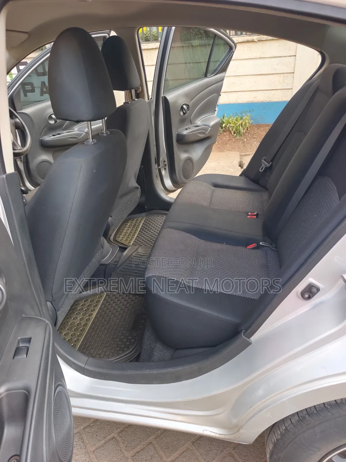 Nissan Latio 1.2 2017 Silver