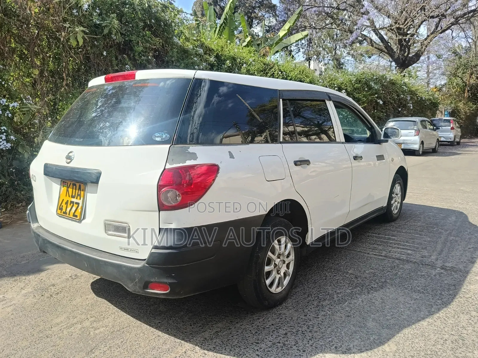 Nissan Advan 2013 White