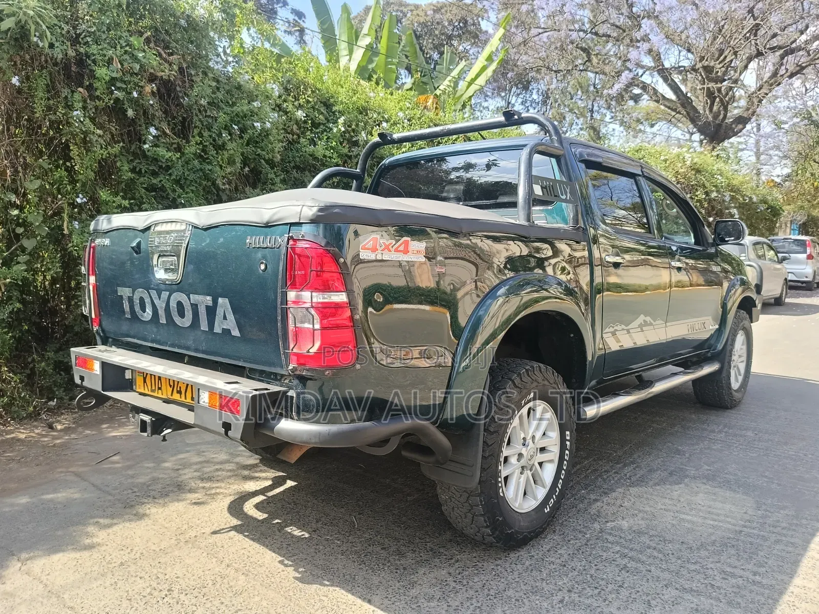 Toyota Hilux 2014 Green