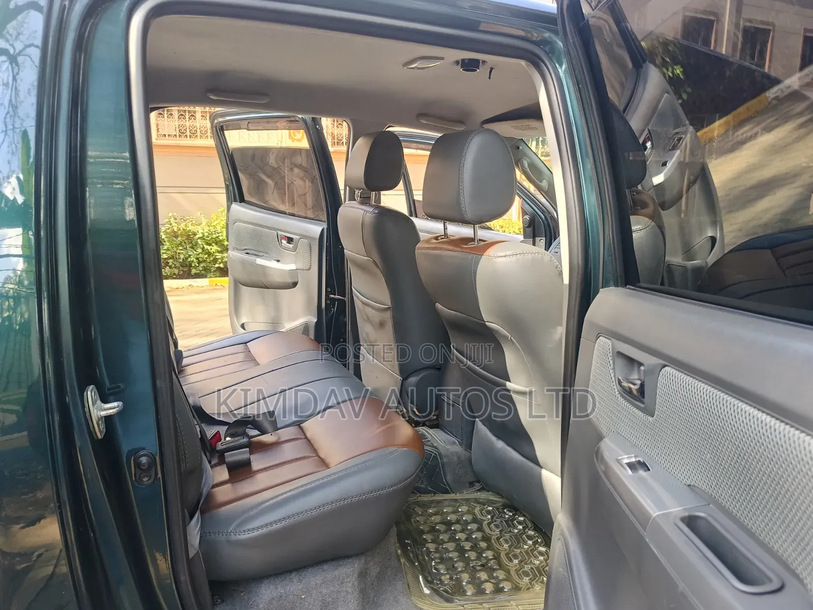 Toyota Hilux 2014 Green