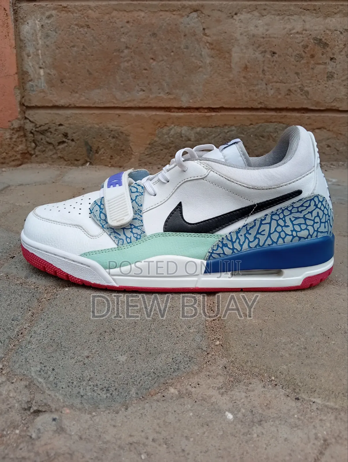 New ORIGINAL Sneakers