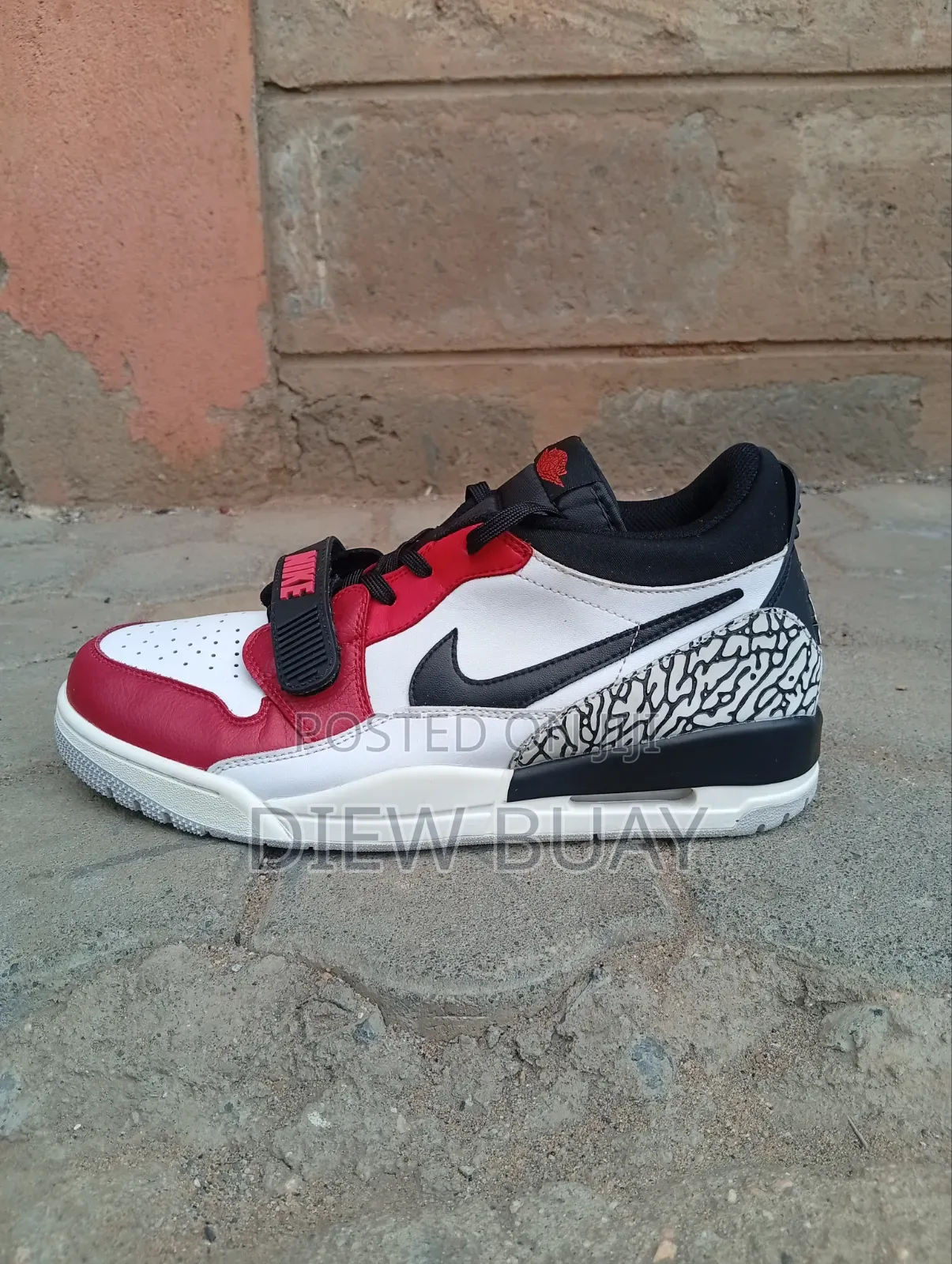 New ORIGINAL Sneakers