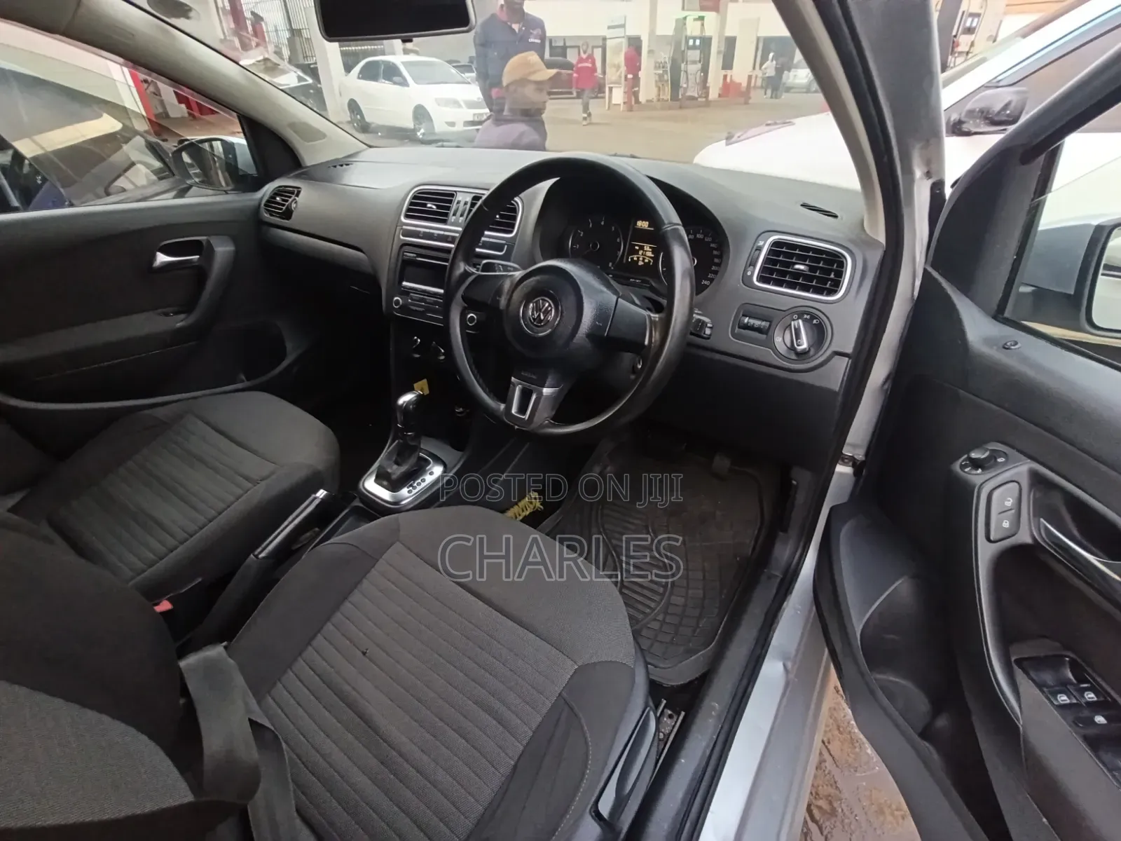 Volkswagen Polo 2013 Silver