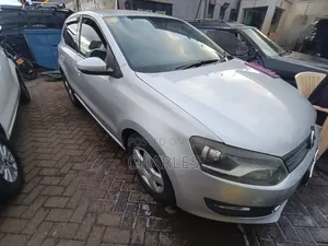 Volkswagen Polo 2013 Silver