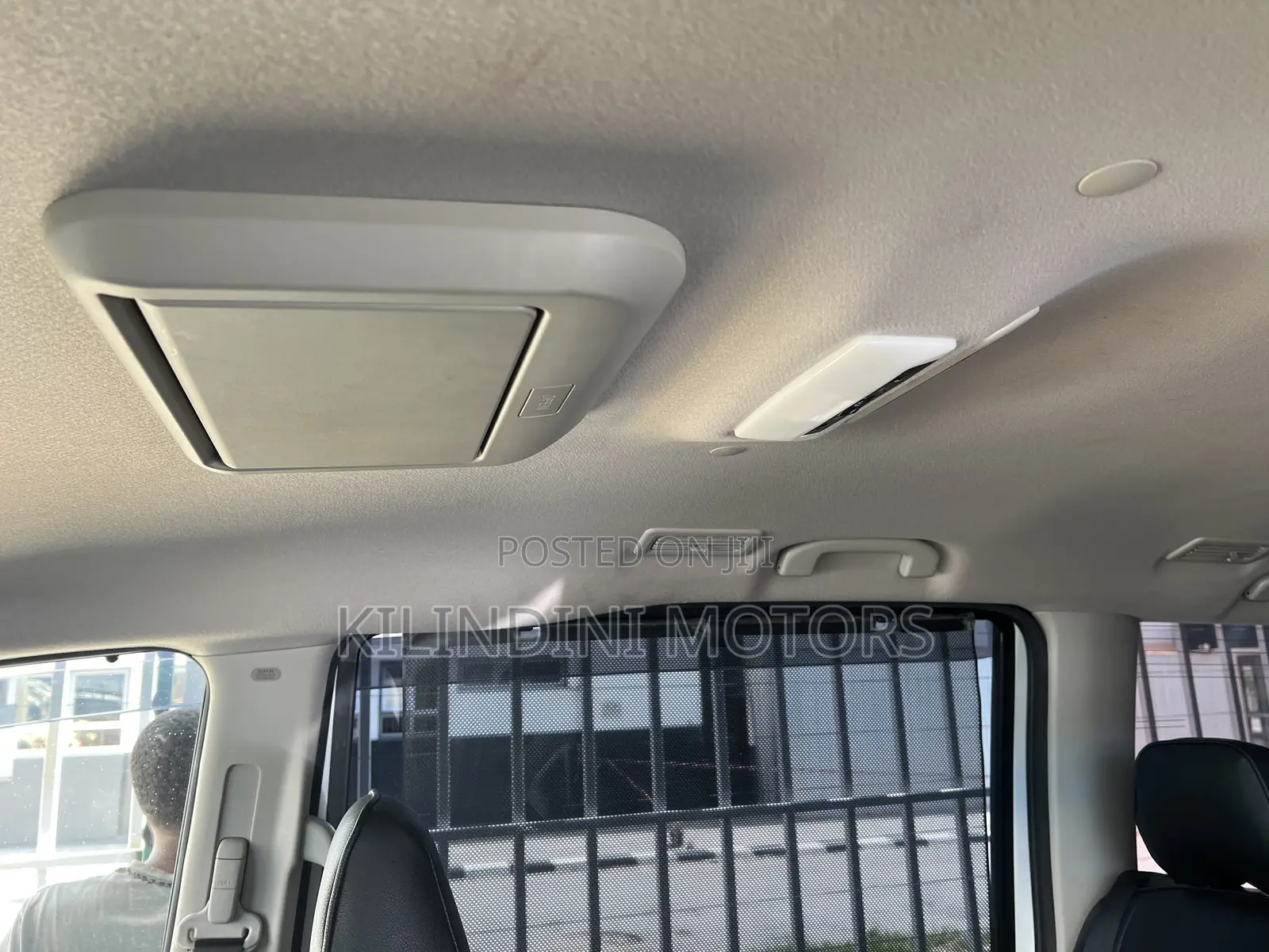 Nissan Serena 2019 White