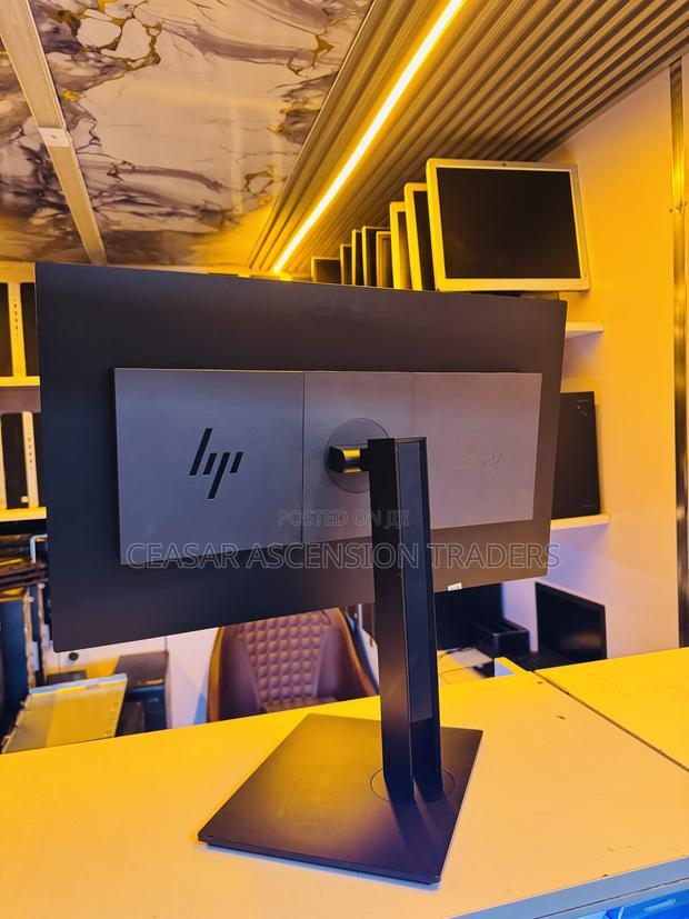 HP 27 Inches 2k Display