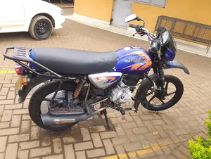 Bajaj Boxer 150 UG 2025 Blue