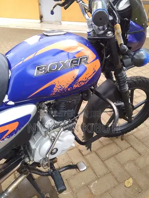 Bajaj Boxer 150 UG 2025 Blue