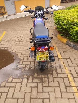 Bajaj Boxer 150 UG 2025 Blue