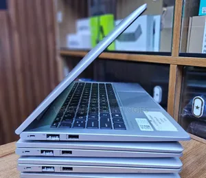 Laptop HP ProBook 445 G8 8GB AMD Ryzen 3 SSD 256GB