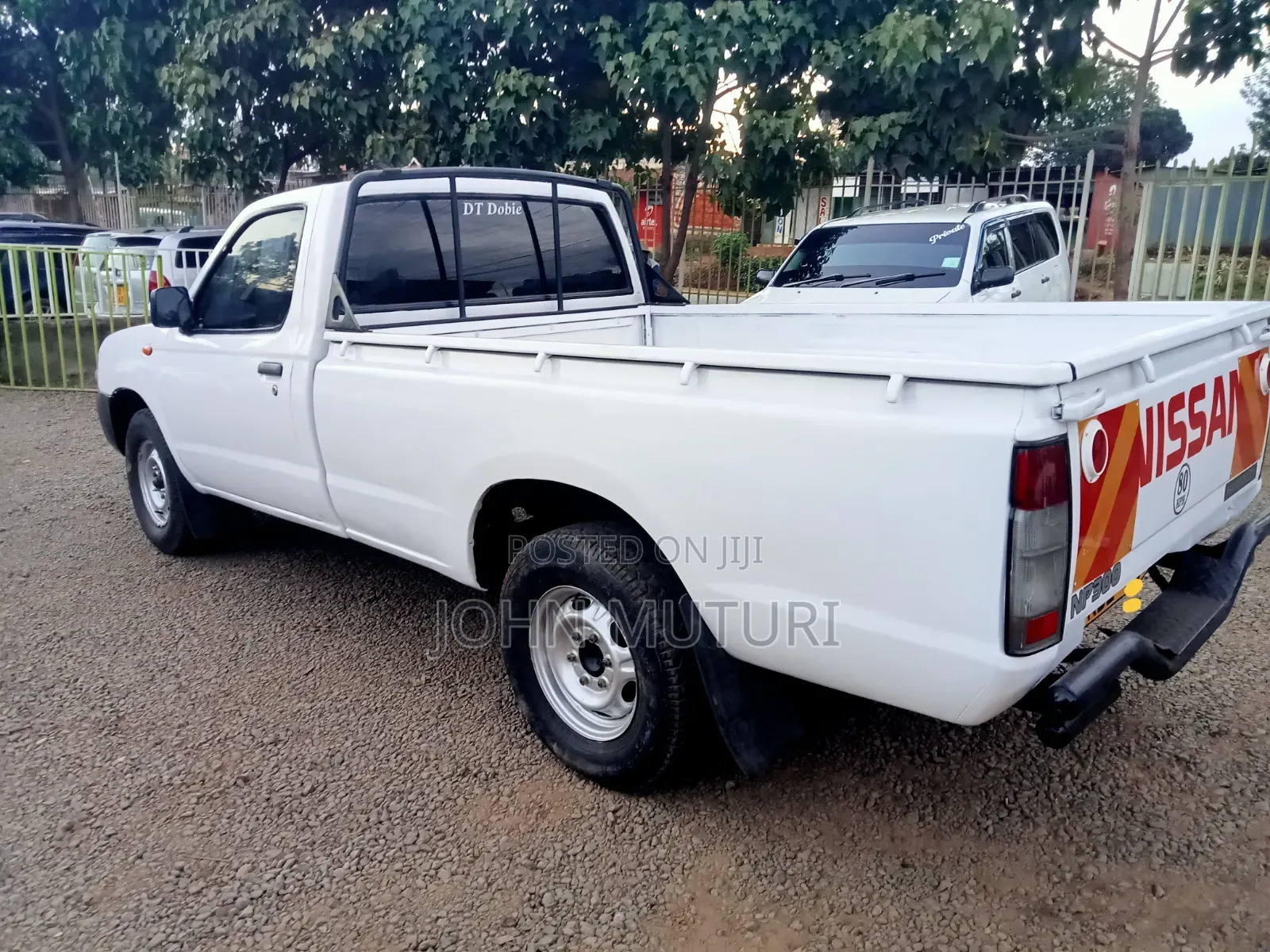 Nissan Hardbody 2003 White