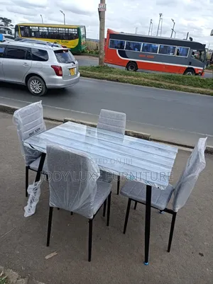 4 Seat Glass Dining Table