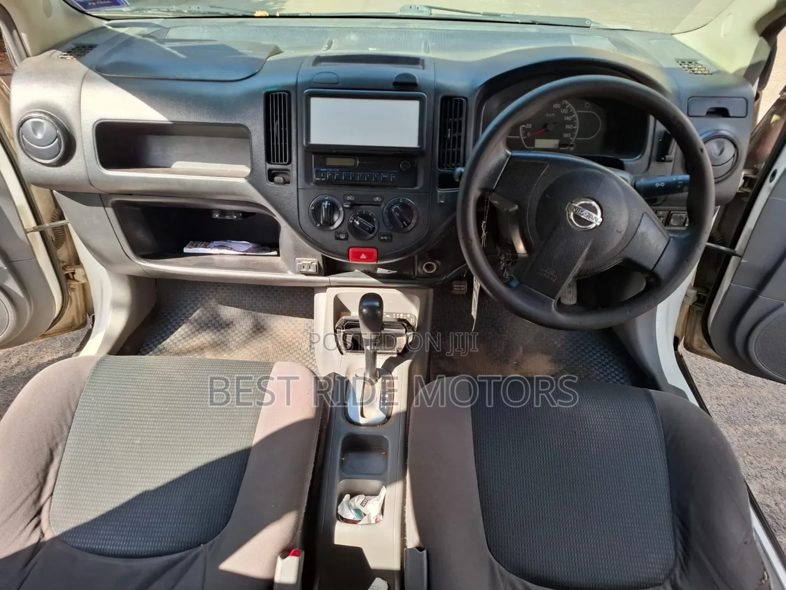 Nissan Advan 2013 White