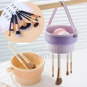 2-in-1 Silicone Makeup Brush Cleaning Bowl With Dryer