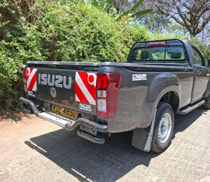 Isuzu D-MAX 2021 Gray