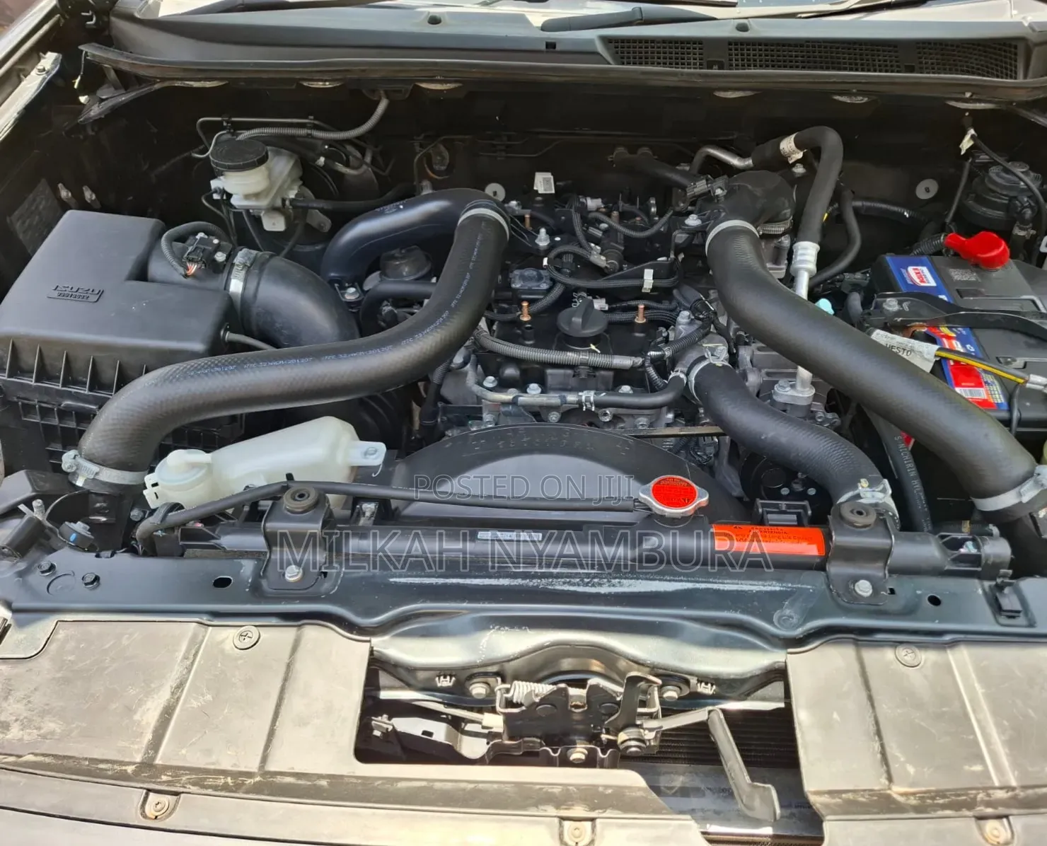 Isuzu D-MAX 2021 Gray