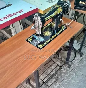 Brother Sewing Machine With Local Table/ Sewing Machine