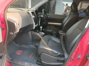 Nissan X-Trail 2005 Red