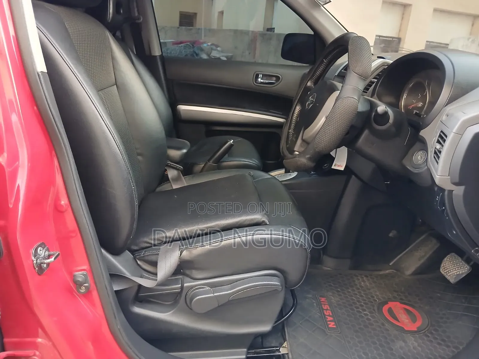 Nissan X-Trail 2005 Red