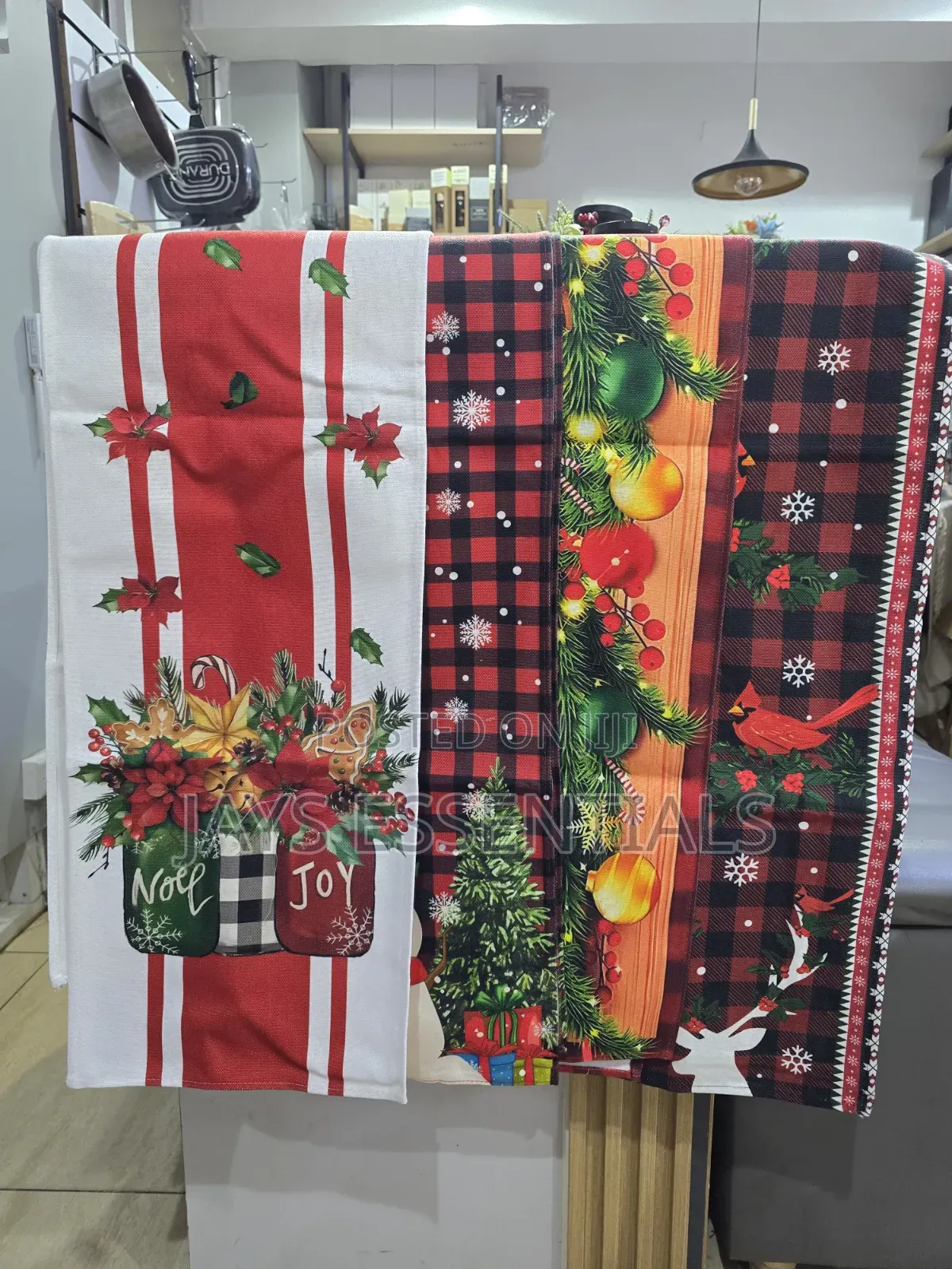 Decorative Christmas Table Runners