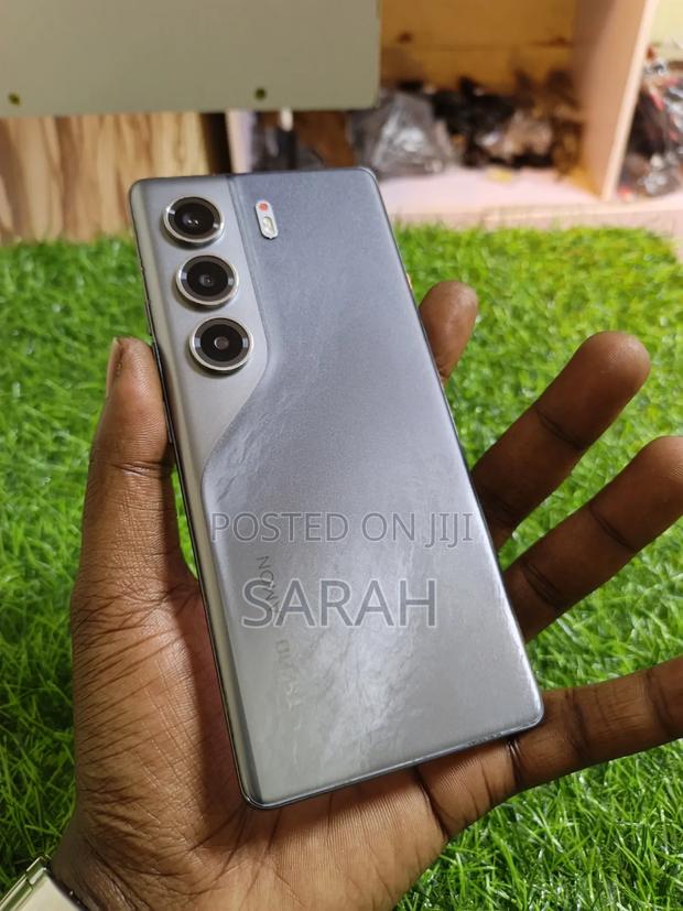 Tecno Camon 40 Pro 4G 256 GB Gray - thumbnail 2