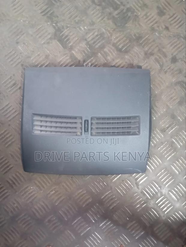 Nissan Tiida Dashboard Vent - thumbnail 2