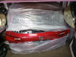 Honda Vezel 2018 Boot