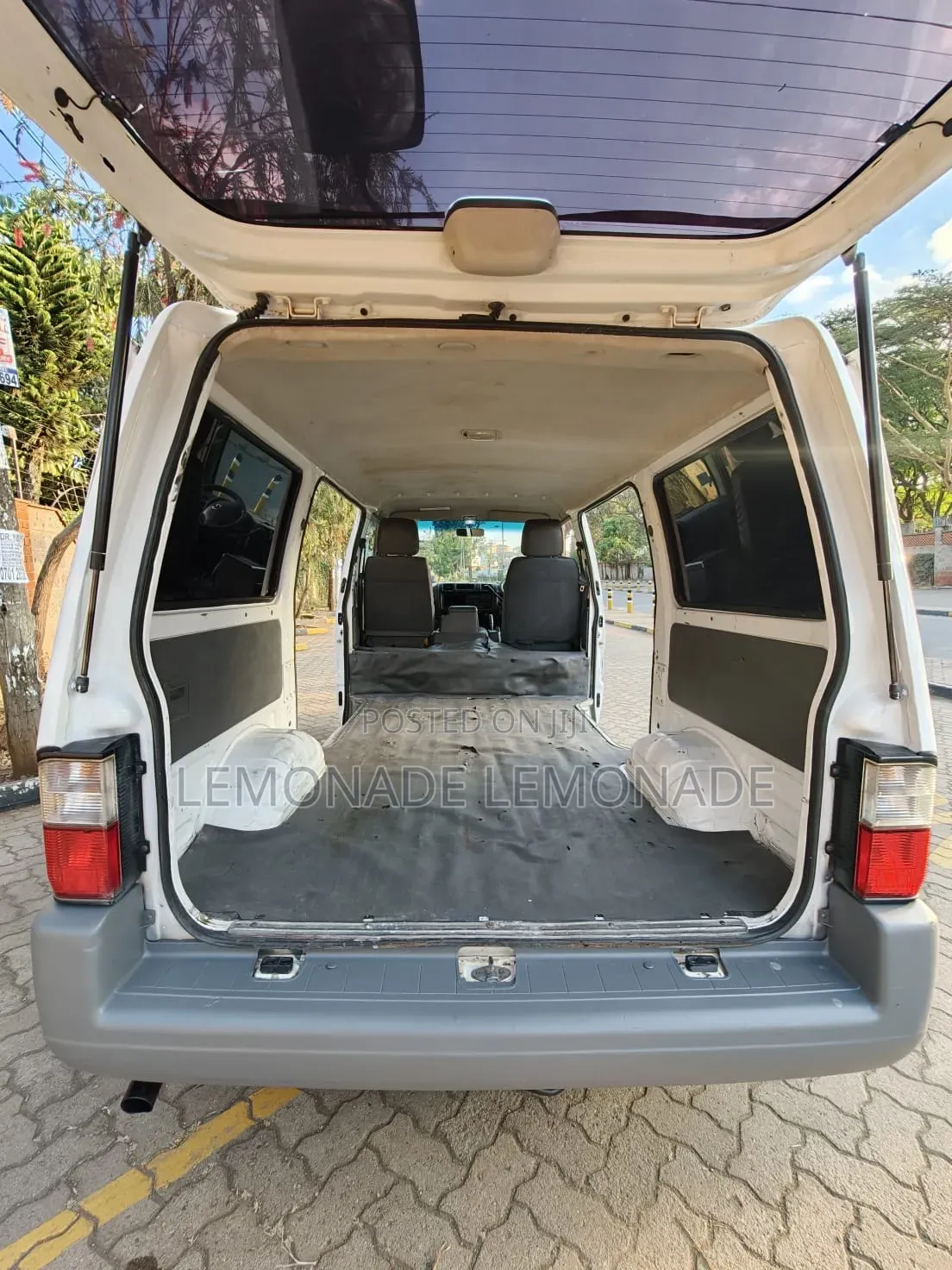 Mazda Bongo 2014 White