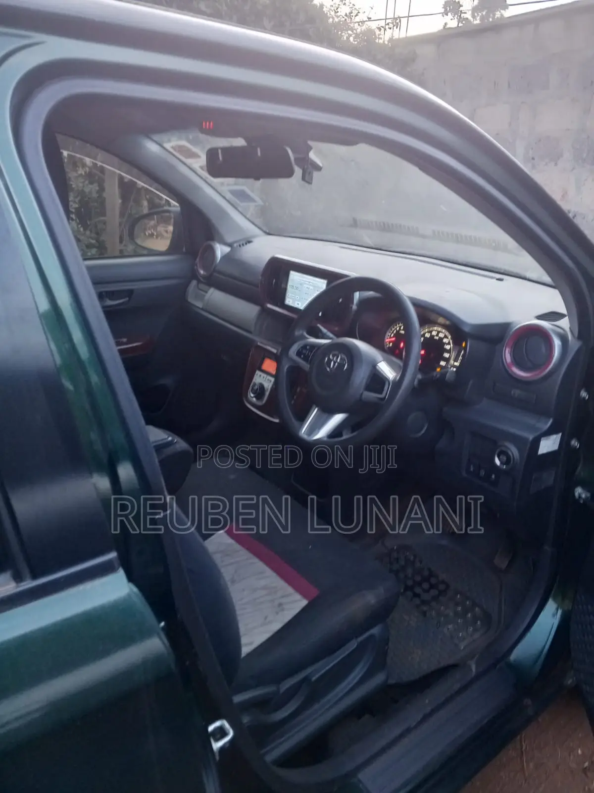 Toyota Passo 2016 Green