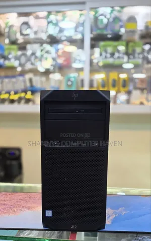 Desktop Computer HP Z2 G4 Tower 16GB Intel Core i7 SSD 256GB