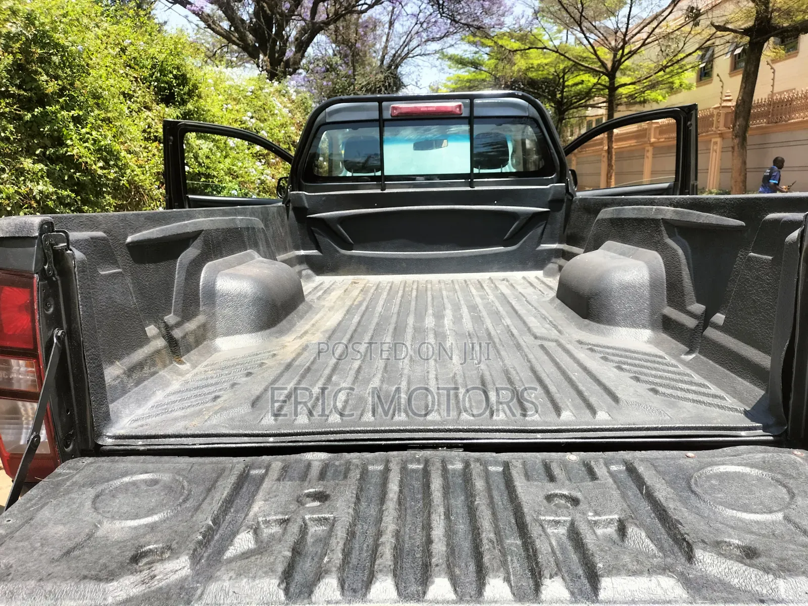 Isuzu D-MAX 2021 Black