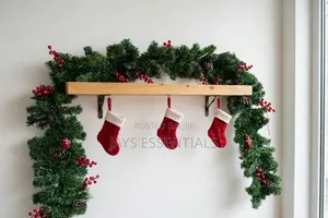 2.7m Pre-Decorated Christmas Garland