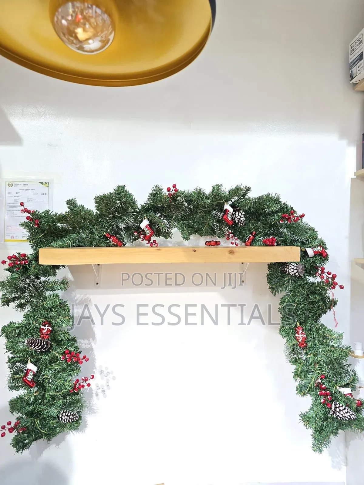 2.7m Pre-Decorated Christmas Garland