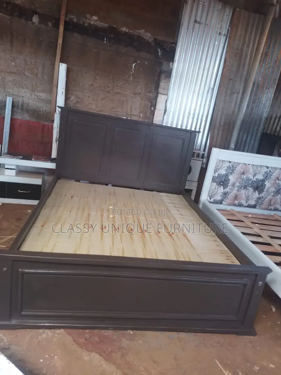5x6 Dark Brown Bed