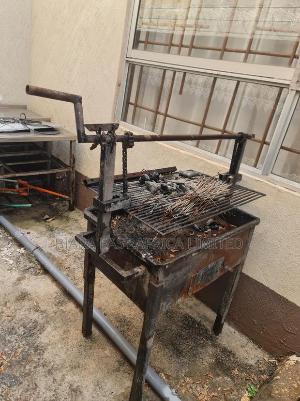 Charcoal Grill - thumbnail 4
