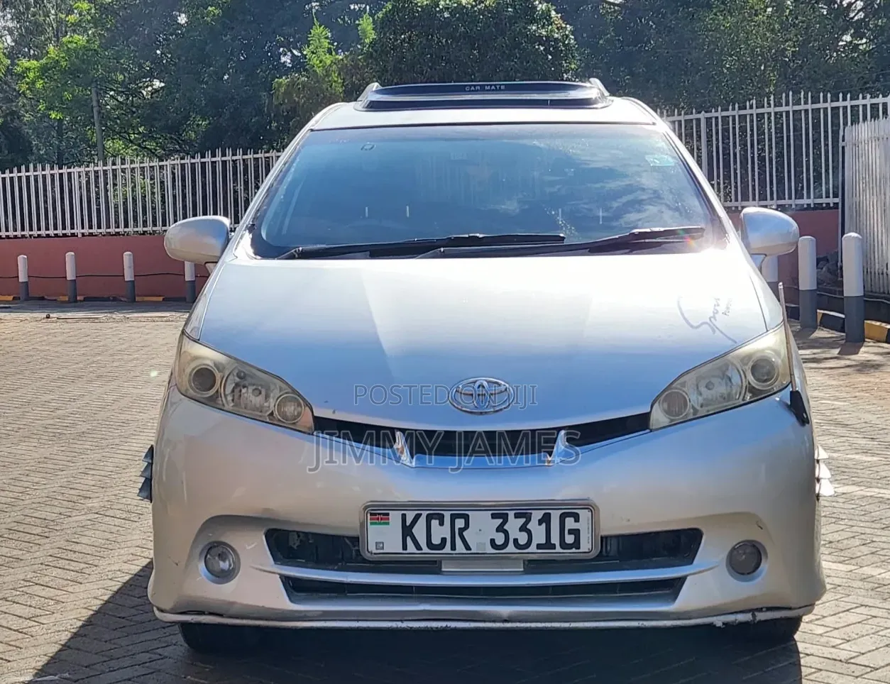 Toyota Wish 2011 Silver