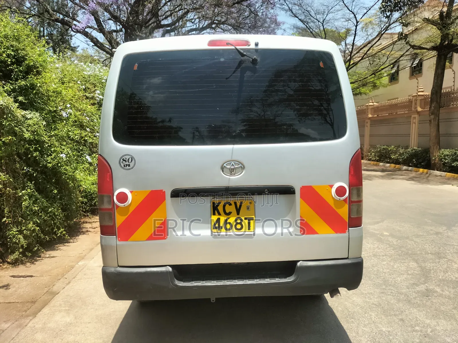 Toyota HiAce 2012 Silver