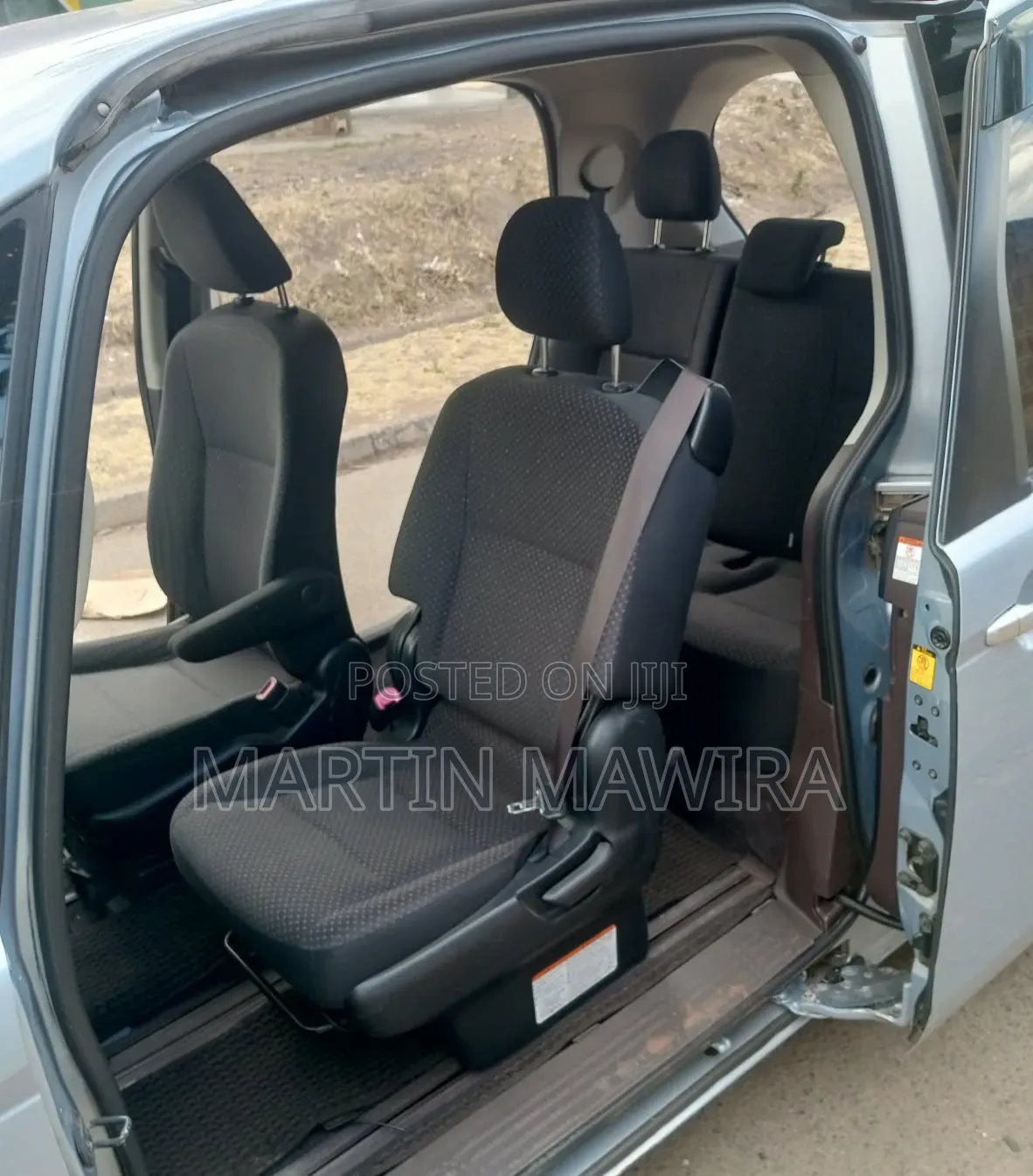 Toyota Spade 2015 Blue