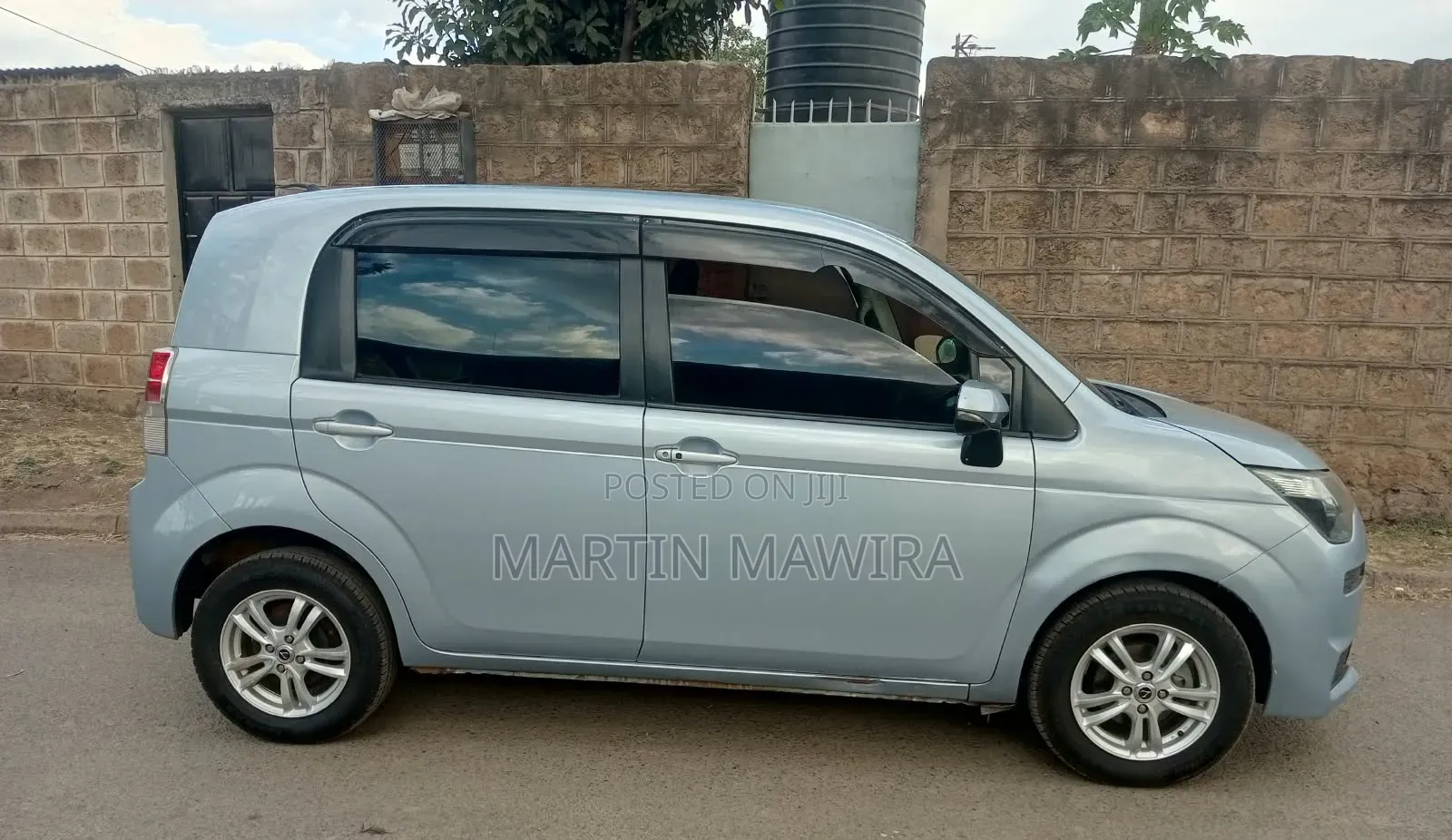 Toyota Spade 2015 Blue