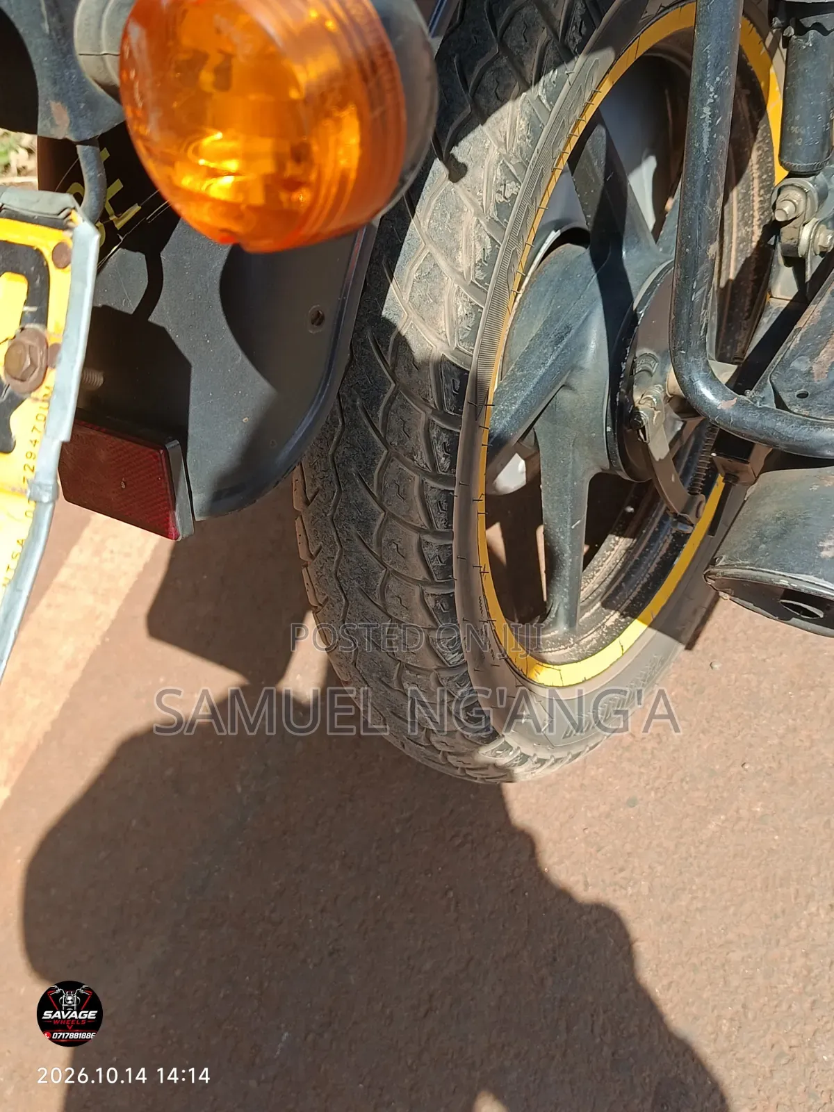 Bajaj Boxer 2025 Red