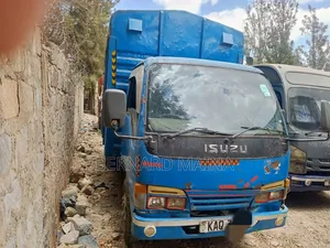 Isuzu NKR Truck