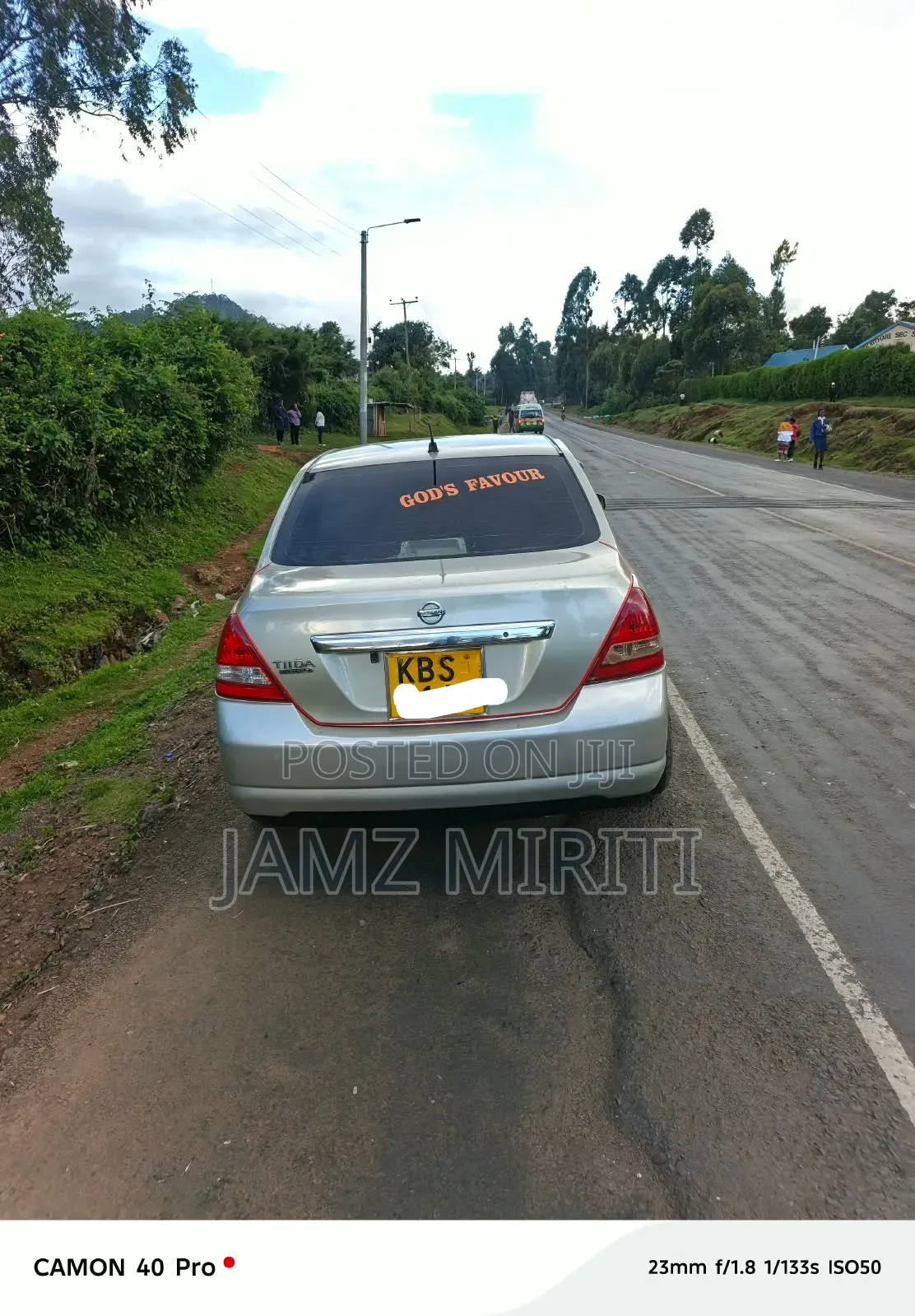 Nissan Tiida 2008 Gold