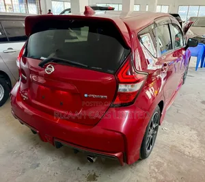 Nissan Note 1.2 Hybrid NISMO 2019 Red