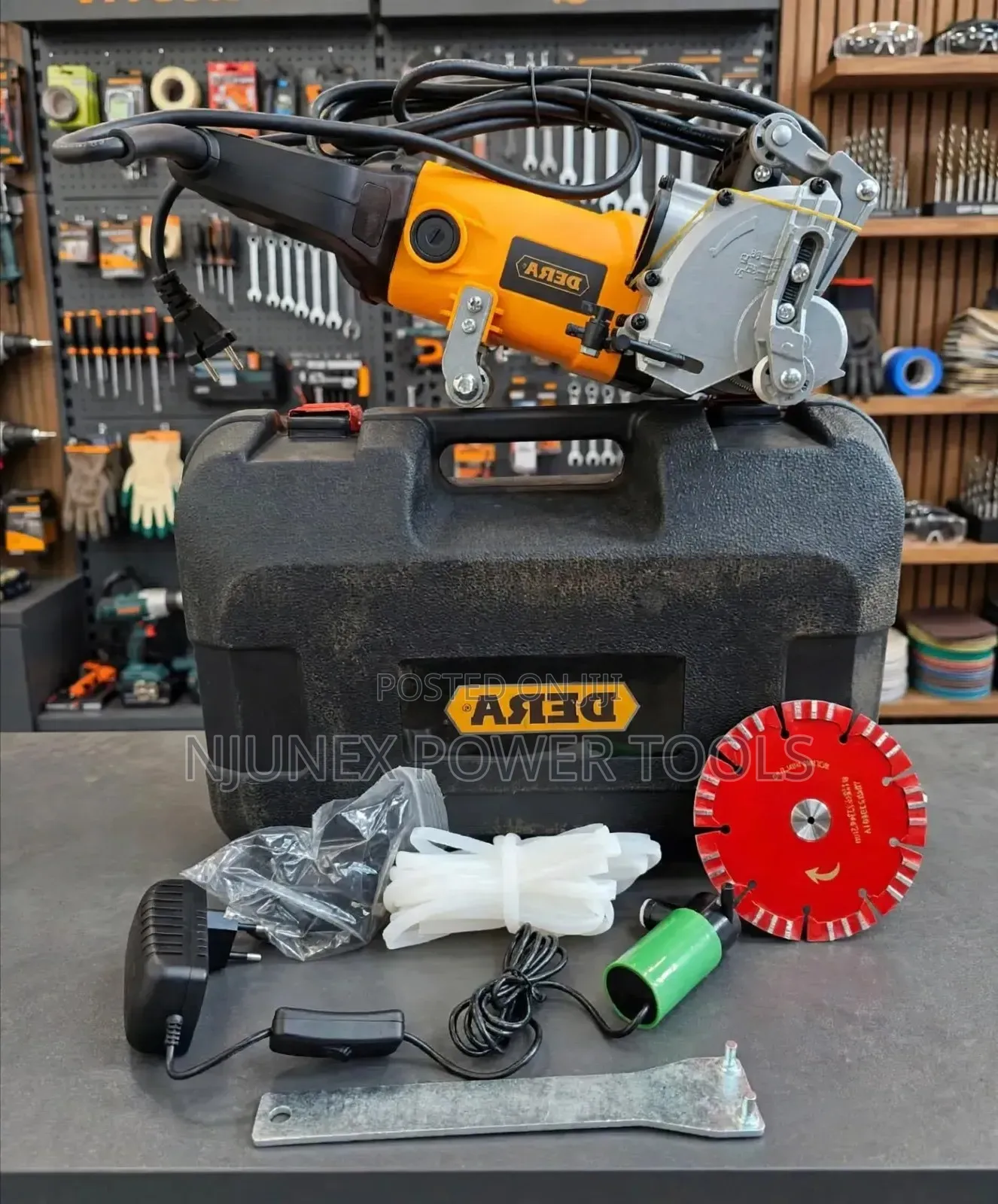 Orange and Black Dera Wall Chaser (Around 2500W)