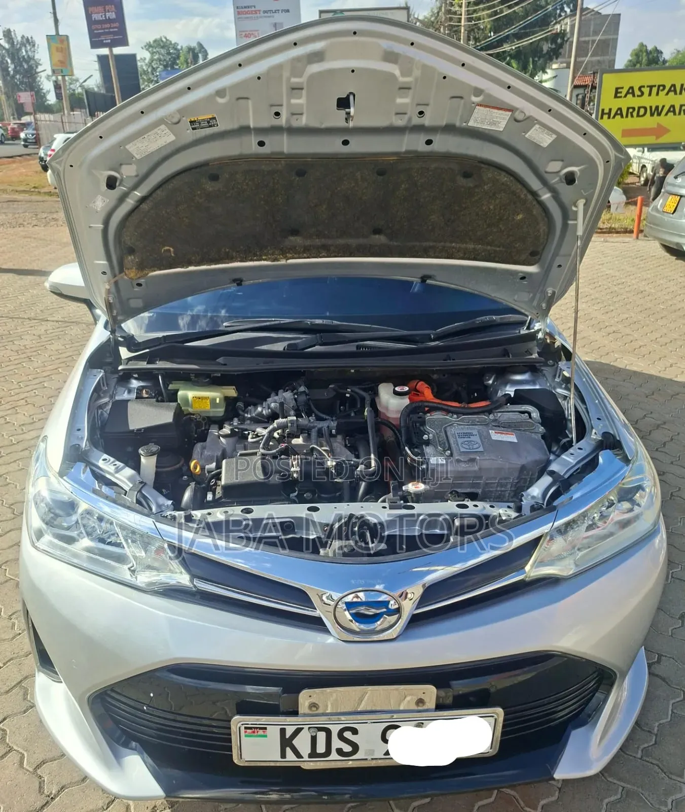 Toyota Corolla Fielder 2018 Silver