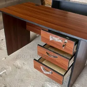 Boss Office Products Desk