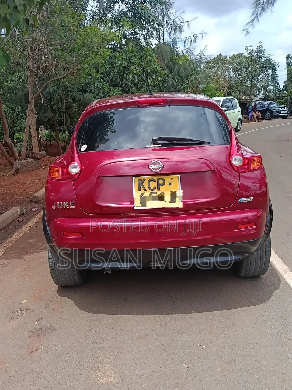 Nissan Juke 2011 Red