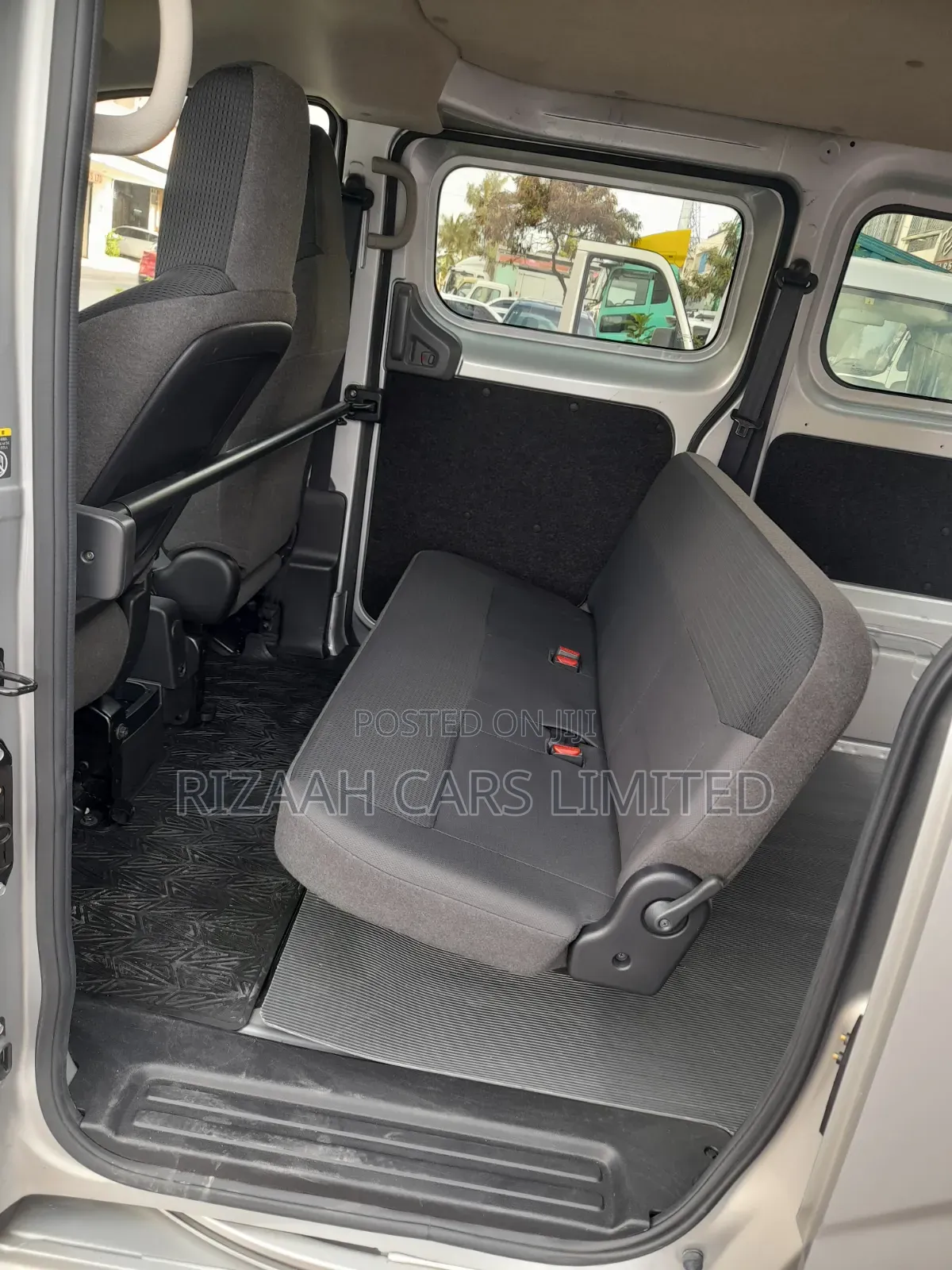 Nissan NP200 2020 Silver