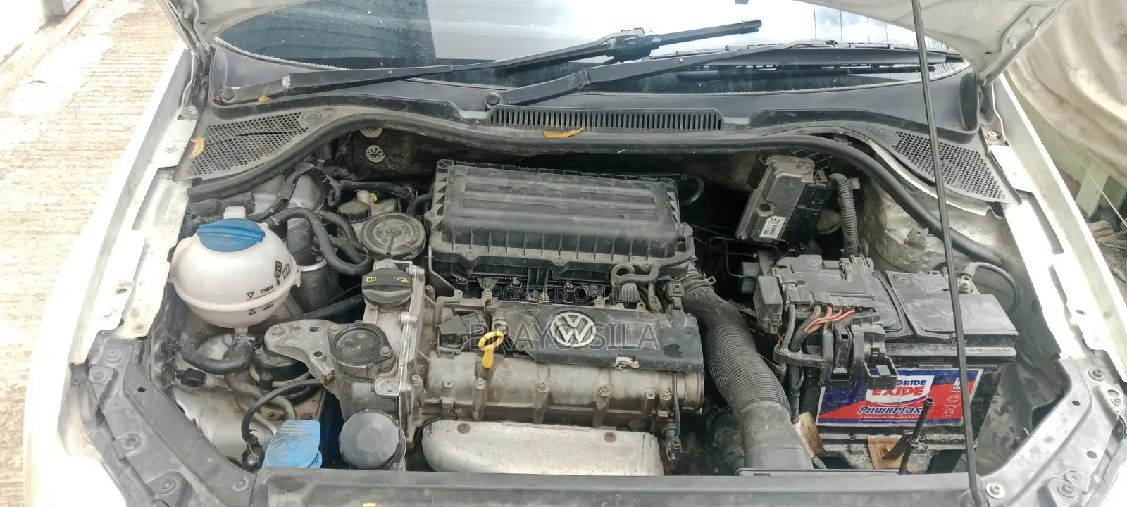 Volkswagen Polo 2014 White